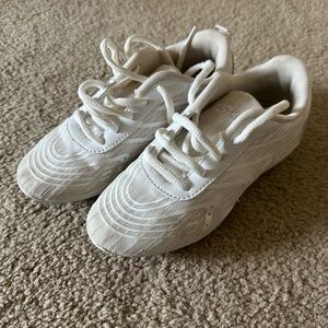 Landhiker cheer sneakers Kids White Athletic Shoes